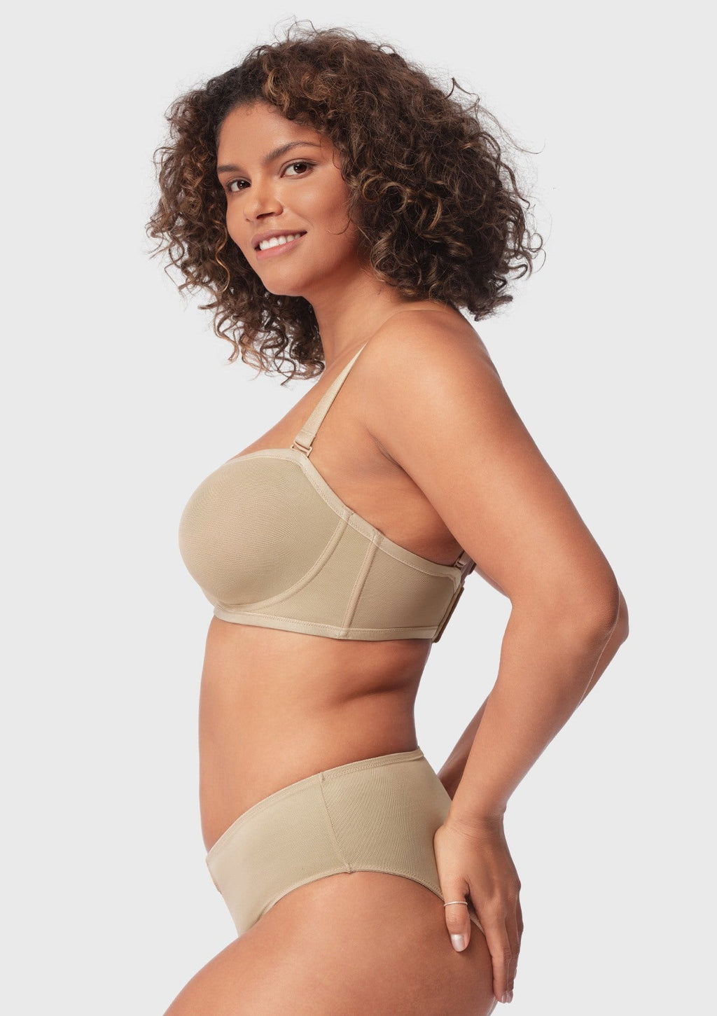 Stay-Put Convertible Strapless Bra