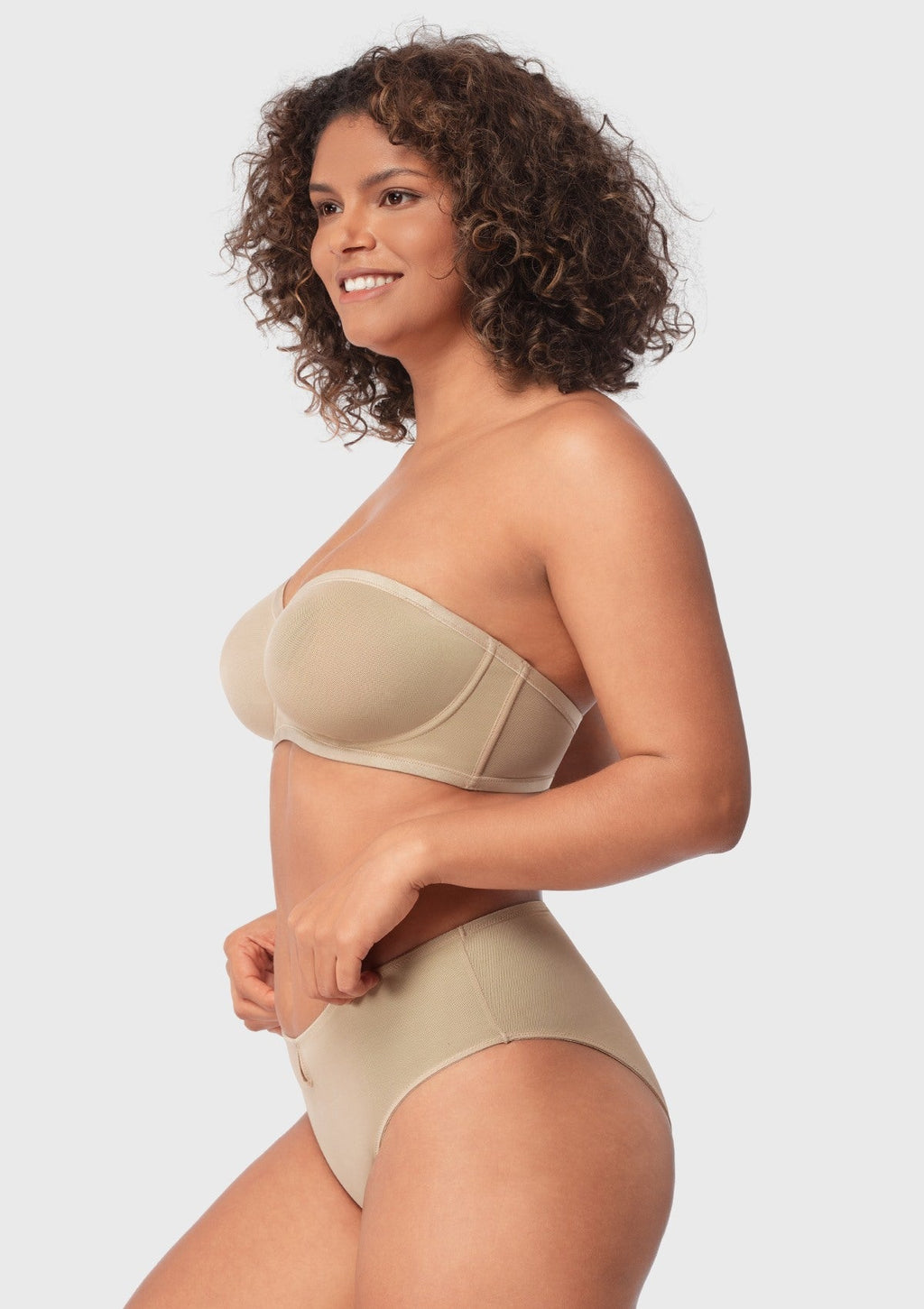 Stay-Put Convertible Strapless Bra