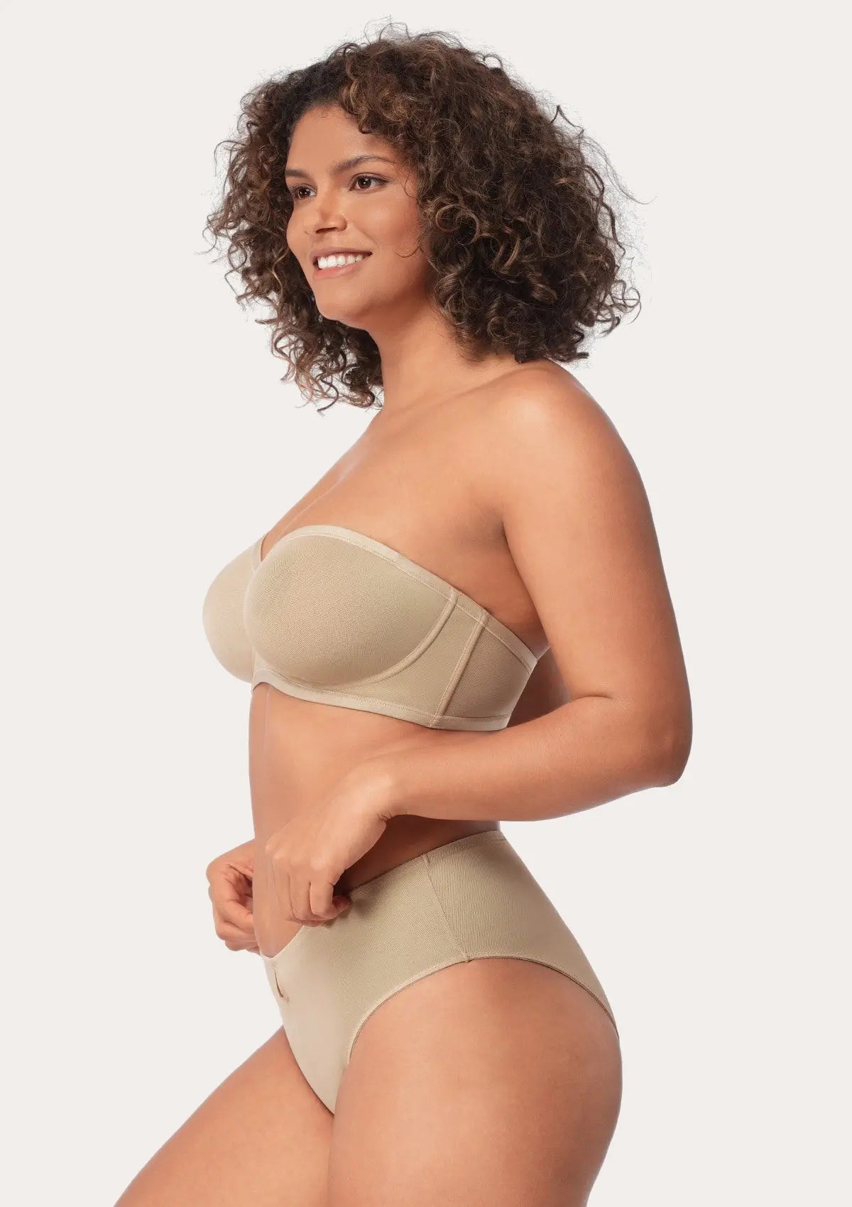Stay-Put Convertible Strapless Bra