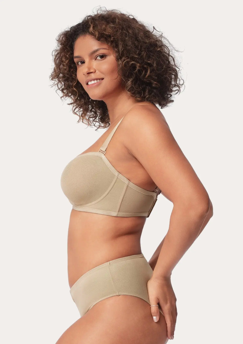 Stay-Put Convertible Strapless Bra